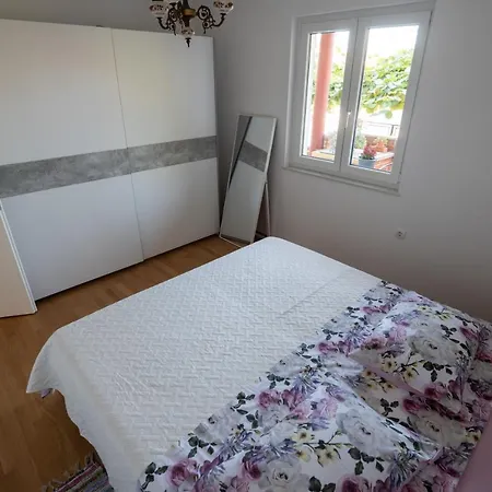 Modern Edda - Quiet Area - Close To Old Town And Beaches