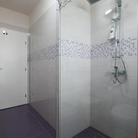 Apartment Modern Edda - Quiet Area - Close To Old Town And Beaches